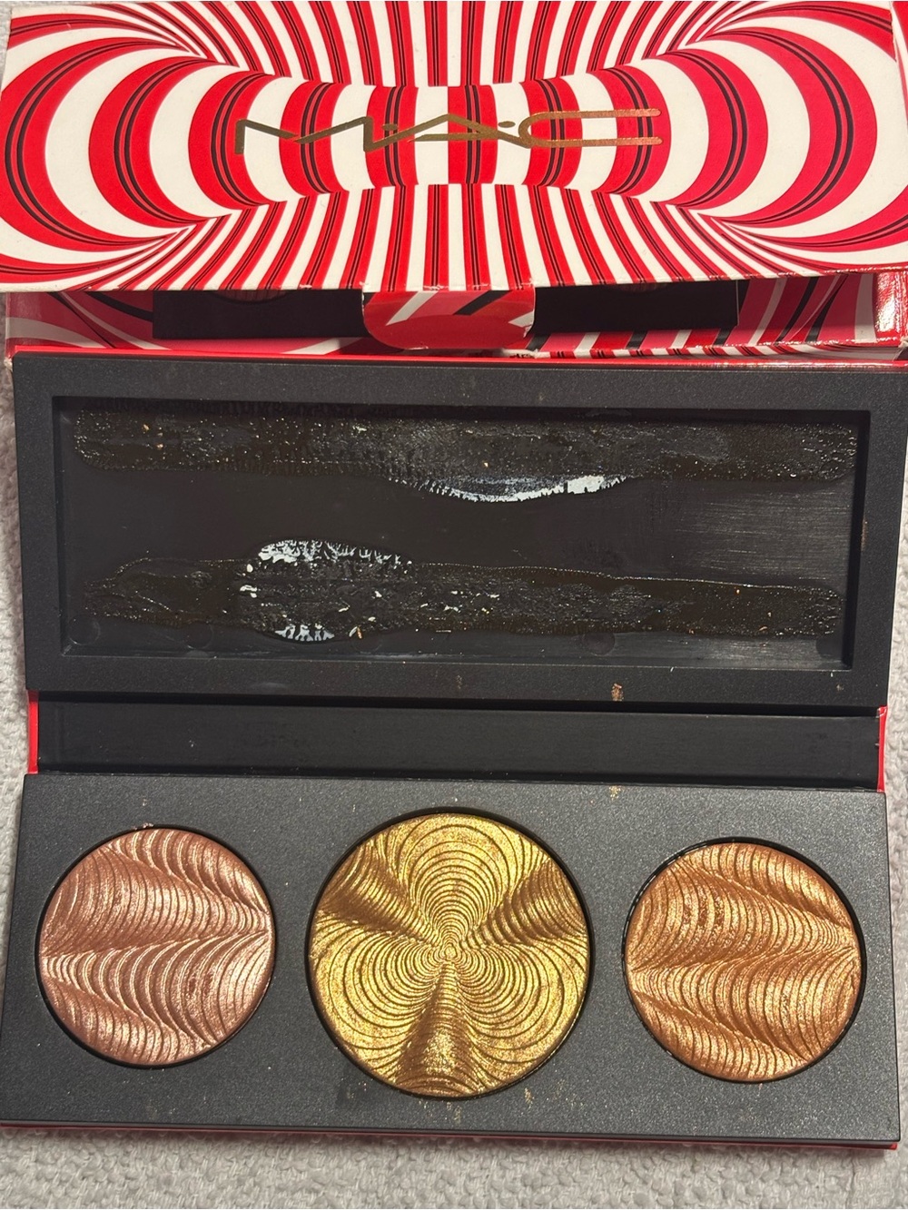 Shimmer Trio Highlighter Palette - Gold, Bronze, Copper